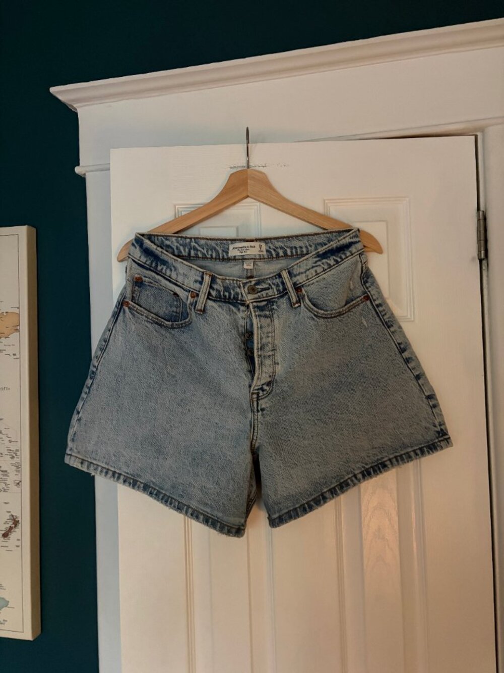 Abercrombie & Fitch Curve Love Dad Short High Rise Light Wash Denim Shorts 29 8